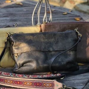Artisan Crossbody Bag - black/pewter metallic